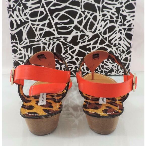 Diane Von Furstenberg Darling T-Strap Thong Wedge Sandal Leopard - Picture 9 of 12